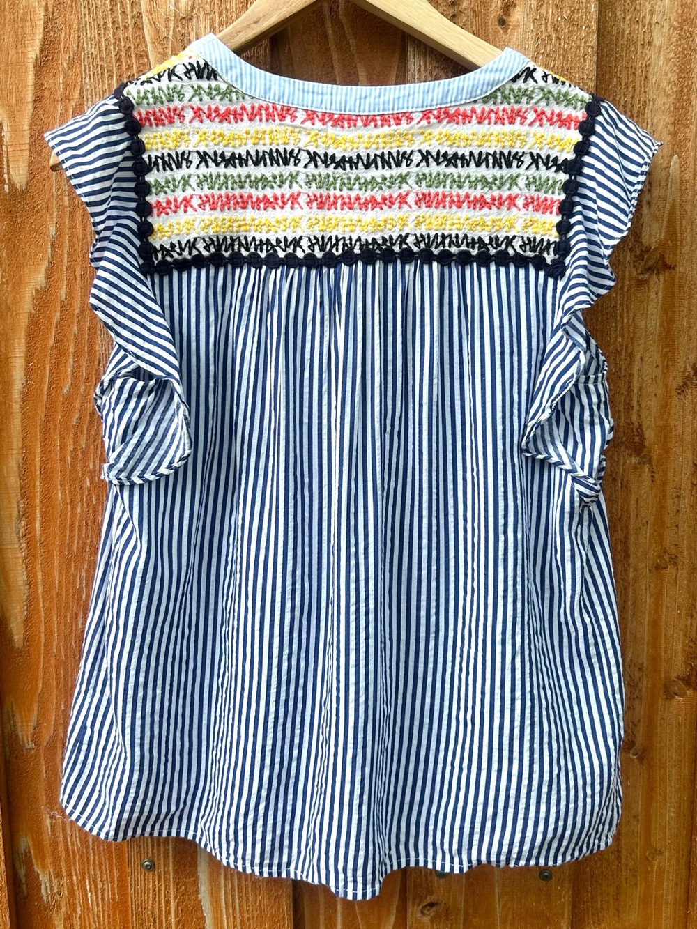THML Navy & White Embroidered Flutter Sleeve Top Preppy Coastal Boho Summer XS - Picture 4 of 7